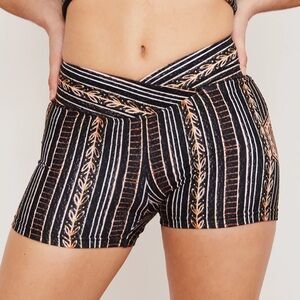 Wolven Crossover High-Waisted Shorts in Zephyr